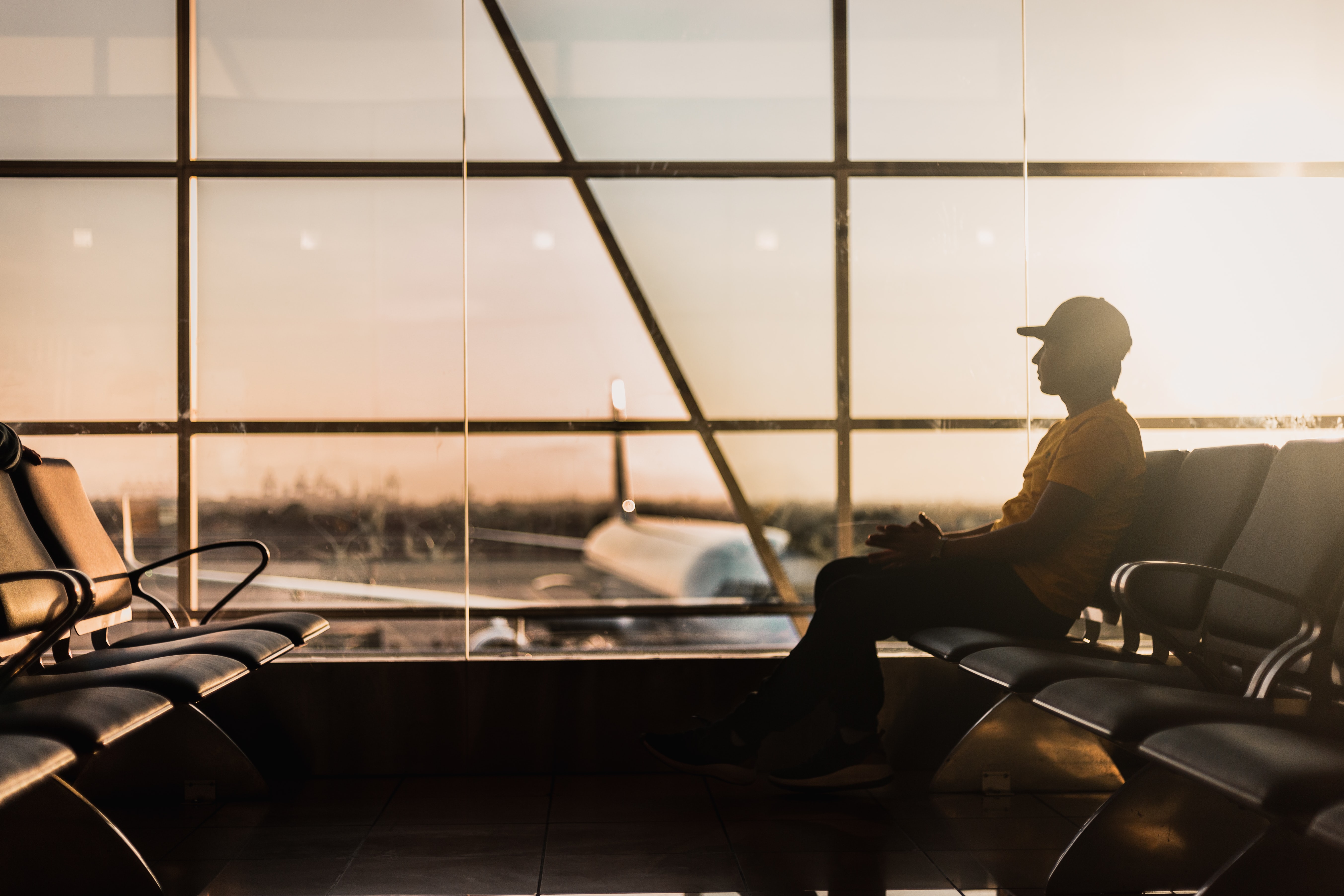 Boredom-Busters-While-Waiting-for-Your-Flight